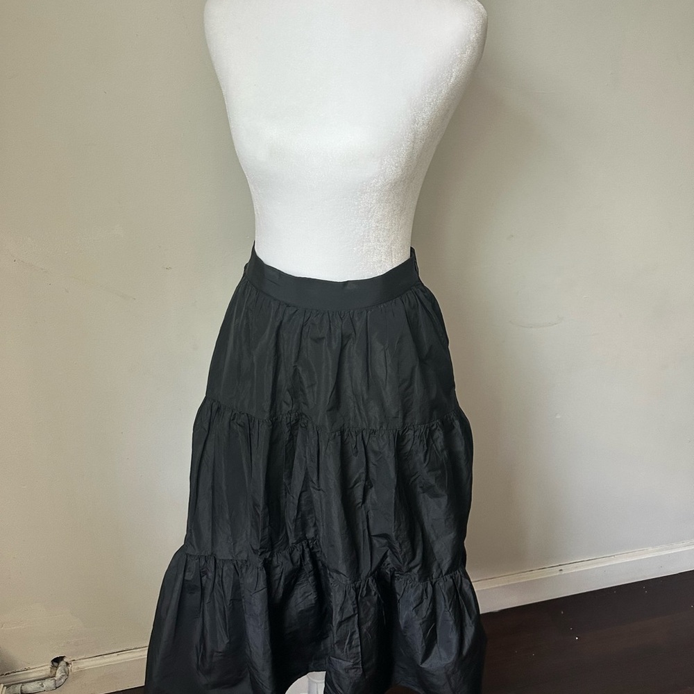 Aritzia Charcoal Tiered Midi Skirt
